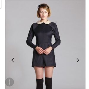 L'ecole des femmes Peter Pan Playsuit(sz 10)